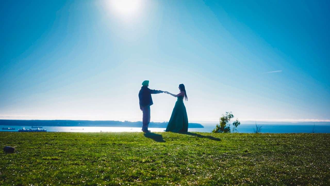 Hidden Love Lyrics English Translation - Zehr Vibe